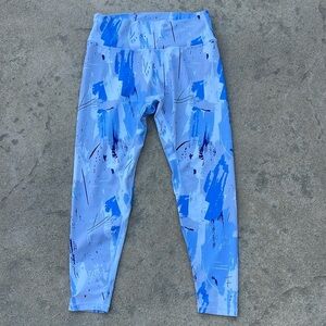 BuffBunny Women's Blue/Grey Splatter Design Capri Workout Leggings Size XL